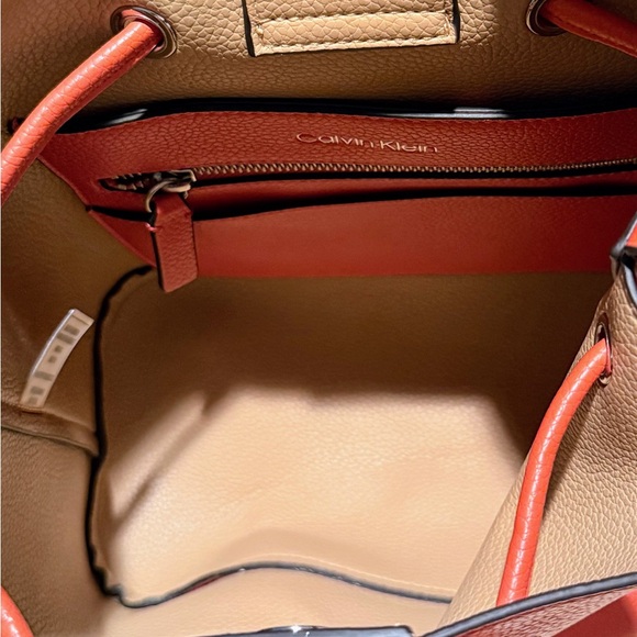 Calvin Klein Vibrant Coral Shoulder Bag - Picture 3 of 4